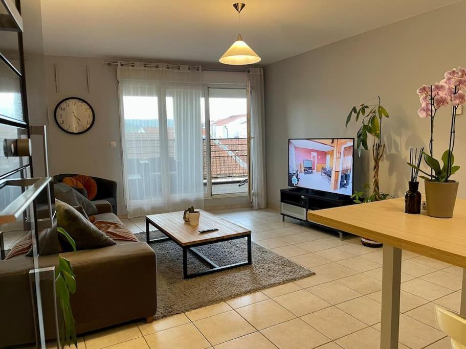 L'Ideal Cosy-Wifi-Netflix Et Garage Vienne  Exterior photo